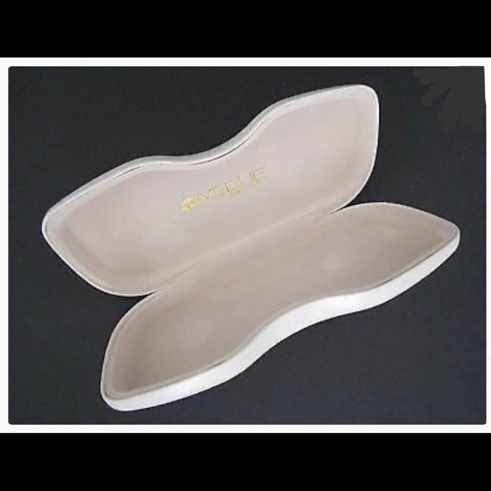 Only one left! BLACK authentic Vogue glasses case.